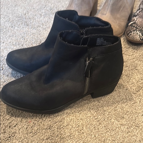 Maurice’s shoe bundle - Picture 7 of 17